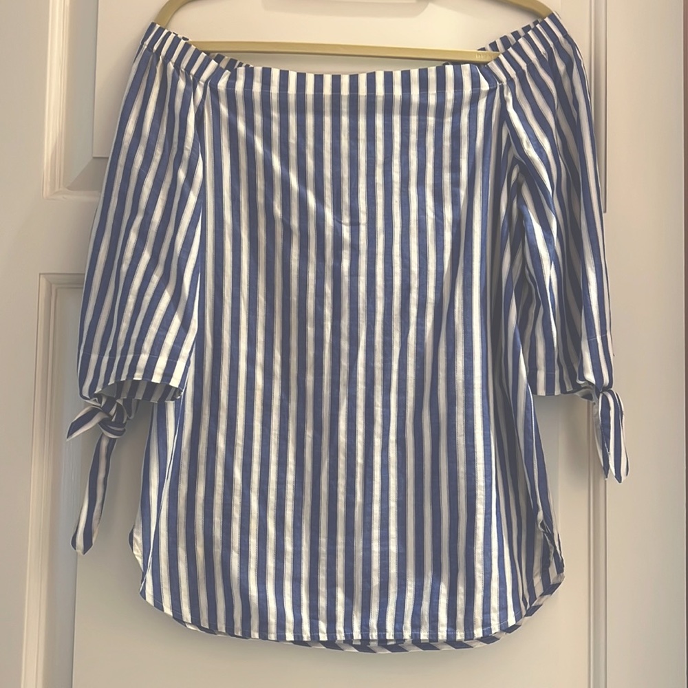 Draper James, off the shoulder, size small top